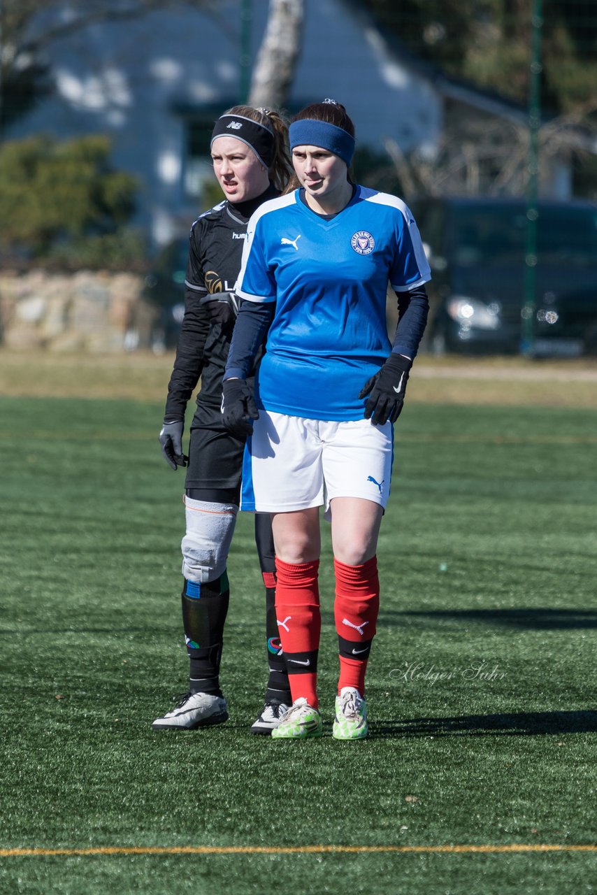 Bild 156 - B-Juniorinnen Halbfinale SVHU - Holstein Kiel : Ergebnis: 3:0